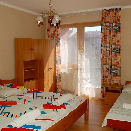 Sunnyside Apartman *